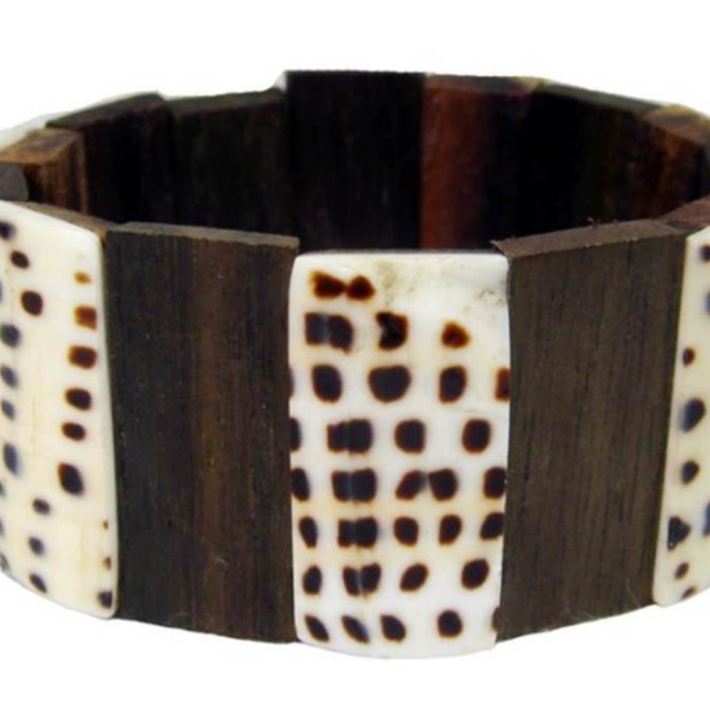Bamboo Wood and Spotted Shell Stretch Bracelet